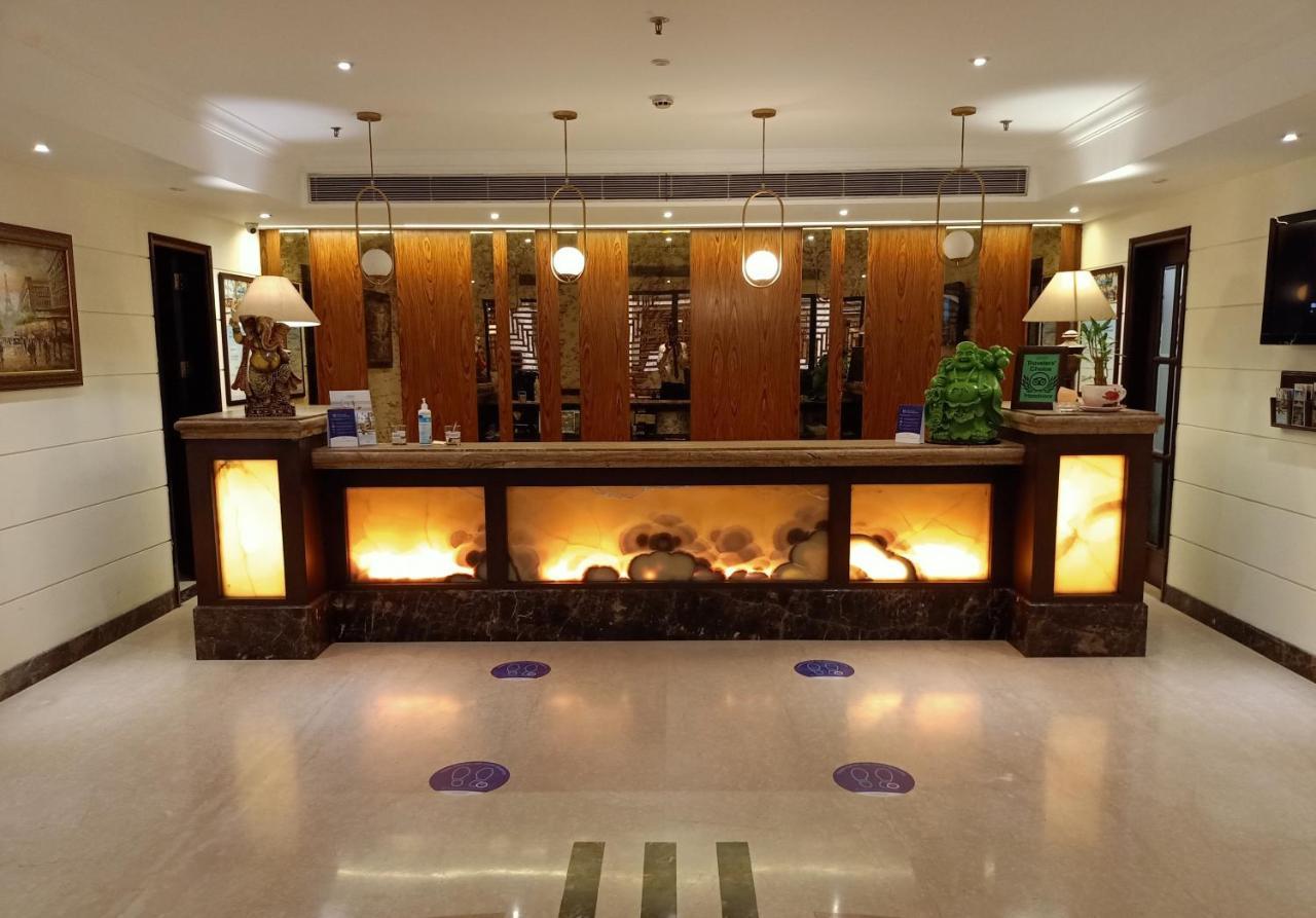 Ramada By Wyndham Jalandhar City Center Экстерьер фото