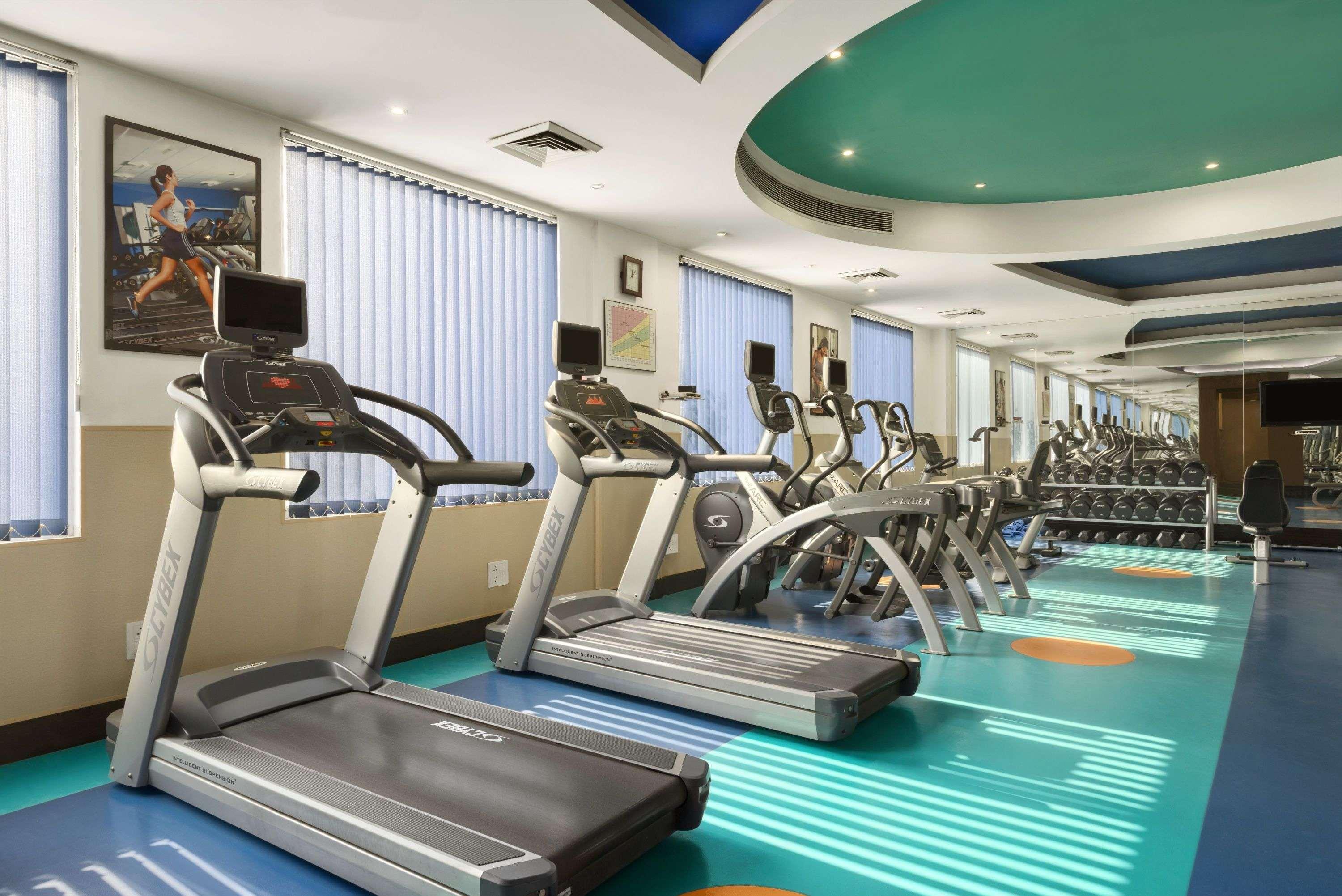 Ramada By Wyndham Jalandhar City Center Экстерьер фото